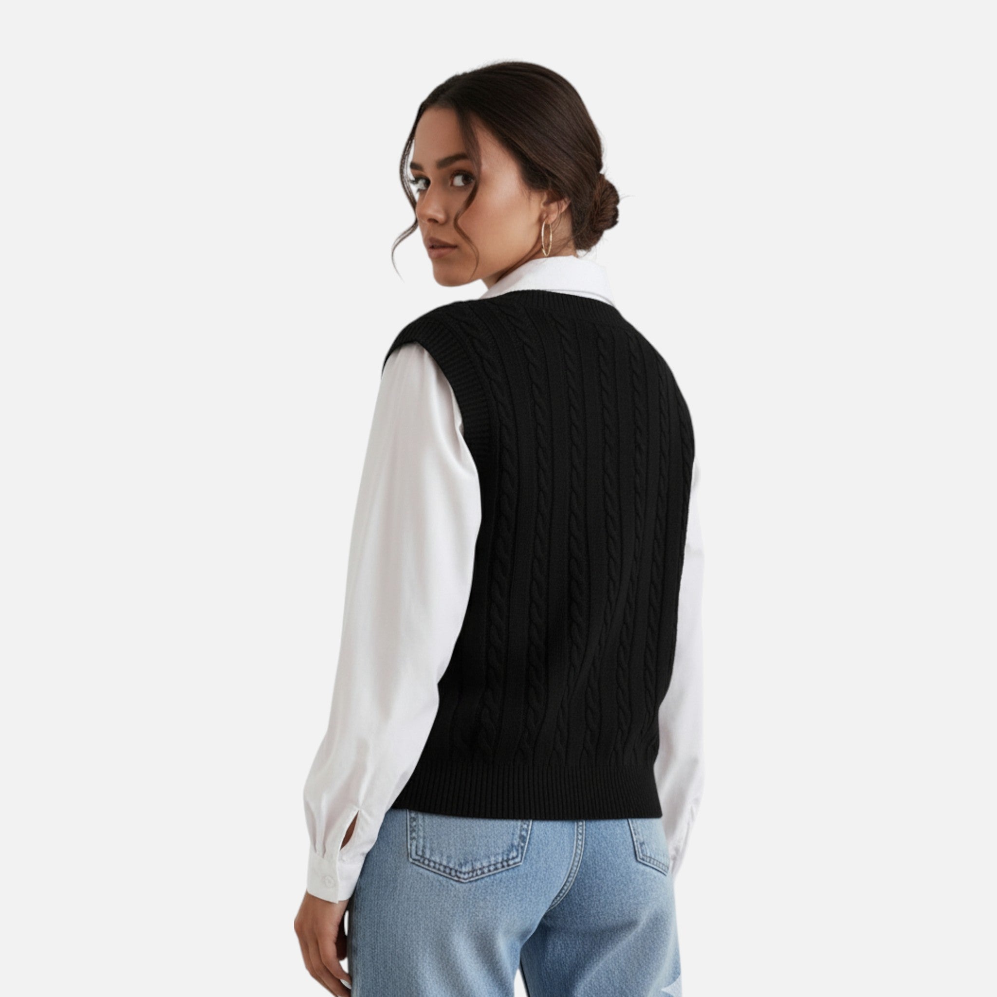 Women’s Knitted Sweater Vest